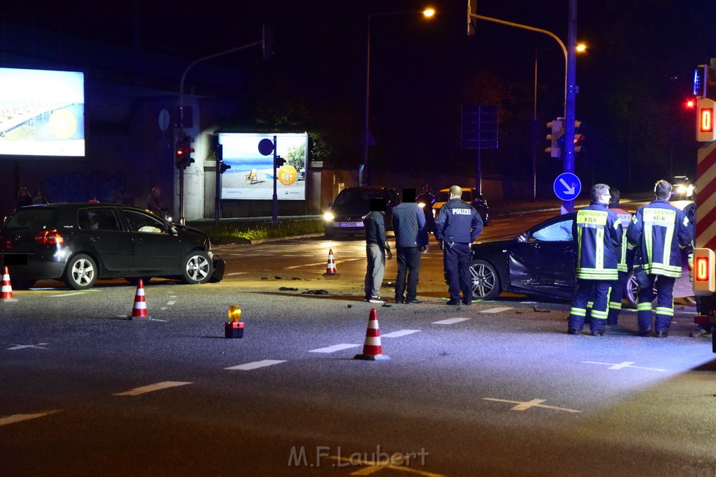 VU Koeln Vingst Ostheimerstr Vingster Ring P6695.JPG - Miklos Laubert